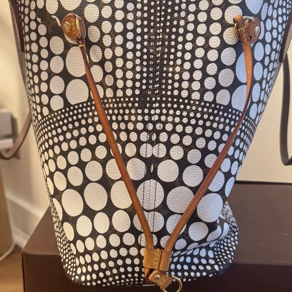 Louis Vuitton Monogram Waves Neverfull MM tote bag limited edition. - Picture 2 of 8